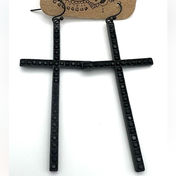 Elegant Black Cross Earrings - Picture 1 of 4